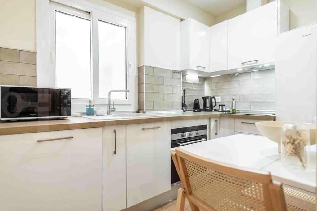 Commodious Near Center By Rems Apartment *